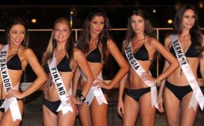 Mỹ nhân Hoàn vũ trình diễn bikini