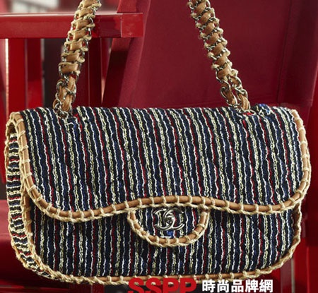 Thanh lịch với BST túi 2011 của Salvatore Ferragamo và Chanel - 28