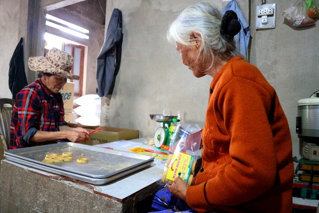 Làng bánh in truyền thống An Lạc nhộn nhịp vào vụ Tết - 7