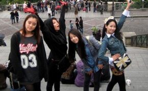 Wonder Girls “ngao du” nước Pháp