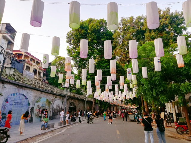 “Hà Nội thân thiện và sáng tạo” ghi lại những góc nhìn chân thực về Hà Nội - 6