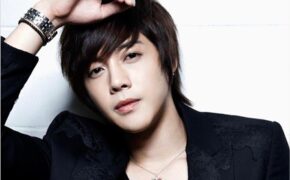 30 thần tượng hấp dẫn nhất showbiz Hàn