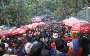 Xu hướng dung tục và tệ nạn hóa những lễ hội truyền thống