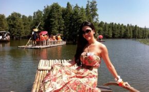 Hoàng My dạo chơi tại Thượng Hải