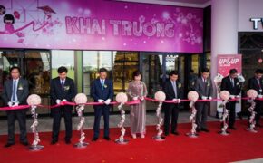 Tưng bừng khai trương khu TTTM đầu tiên của Nhật tại Hà Nội