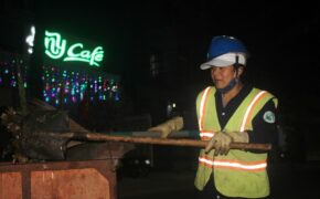 Những phận đời mưu sinh trong ngày đầu năm