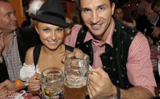 Hayden Panettiere vui chơi cùng bạn trai tại lễ hội bia