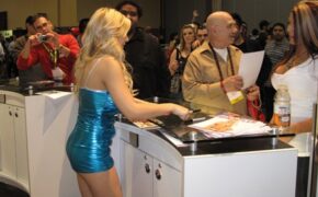 “Đột nhập” thế giới giải trí “người lớn” tại Mỹ (kỳ 1)