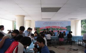 Hơn 10.000 cán bộ, sinh viên thành Vinh bầu chọn Vịnh Hạ Long