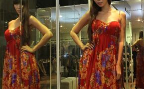 Hà Anh “chuộng” đồ Kelly Bùi