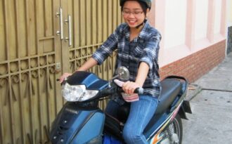 Giới trẻ thở dài tạm “treo” xe máy