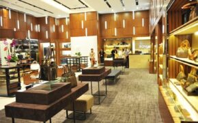 Mua sắm theo phong cách Bonia và Carlo Rino