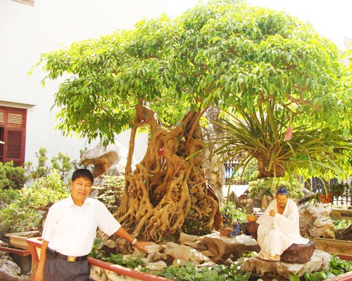 Tác phẩm “ông Bụt” được đại gia Toàn “đô la” mua lại của một tay chơi Nam Định.