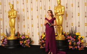 Oscar 2011: Cái kết “có hậu” cho “thiên nga” Natalie Portman