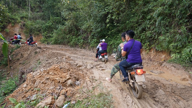 Cho đi là còn mãi với những ngôi trường mới nơi địa đầu Tổ quốc - 2