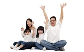 Vi khuẩn là nguyên nhân gây mùi trên quần áo vào mùa mưa