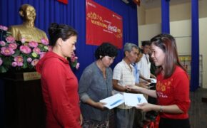 Mang “Tết gắn kết” đến với người dân