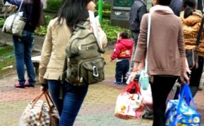 Tết đến SV trọ học lo lắng tìm chỗ gửi đồ