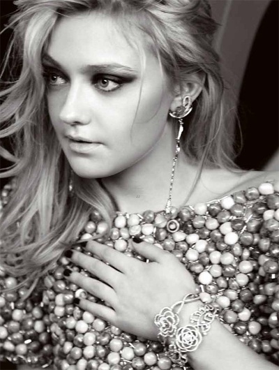 Dakota Fanning đã thành thiếu nữ