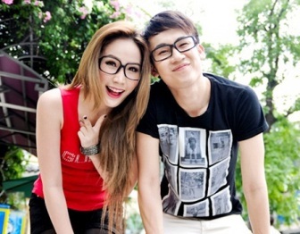 Valentine Thế kỷ 2012: Đêm tình nhân của …sao