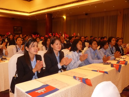 Gặp gỡ hữu nghị Thanh niên Việt Nam - Lào - Campuchia 2011 - 5 Gặp gỡ hữu nghị Thanh niên Việt Nam - Lào - Campuchia 2011 - 5