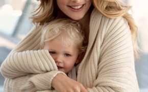 Doutzen Kroes đắt show trở lại