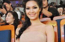 Hoa hậu Thùy Dung làm khách mời “Người đẹp Đà Nẵng 2012”