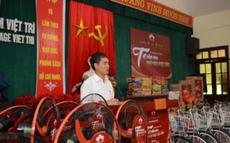 Ruby’s World đem “Tết cho em – Phép màu cuộc sống” về với Làng trẻ em SOS Việt Trì