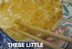 Rùng mình với món “cá đang bơi” Shirouo trứ danh của Nhật Bản