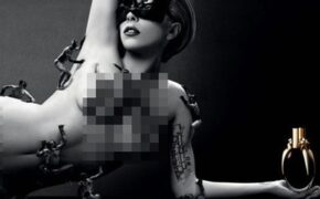 Lady Gaga “cởi đồ” quảng cáo nước hoa