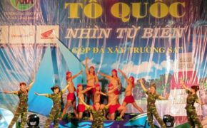 Đêm nghệ thuật góp đá xây dựng Trường Sa