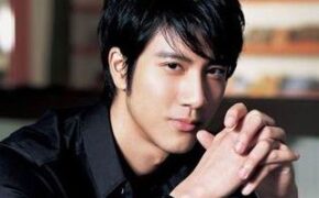 Vương Lực Hoành ghét tiêu hoang