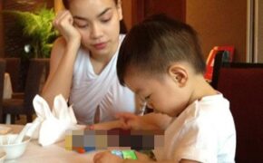 Cận cảnh mặt mẹ con Hà Hồ