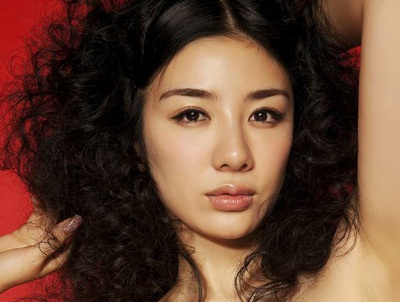 Huỳnh Dịch – Tóc rối gợi cảm