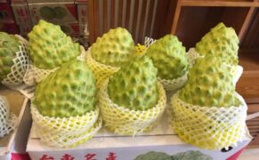 Nhà giàu Việt “phát sốt” với hoa quả nhập ngoại dù giá đắt gấp trăm lần