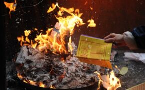 Lễ hóa vàng sau Tết: Những điều cần biết