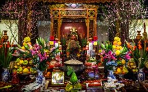 Những lưu ý trong việc bài trí bàn thờ gia tiên ngày Tết