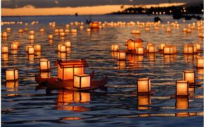 Phong tục cúng “tháng cô hồn”: Từ cướp đồ cúng tới… sờ ngực gái trẻ