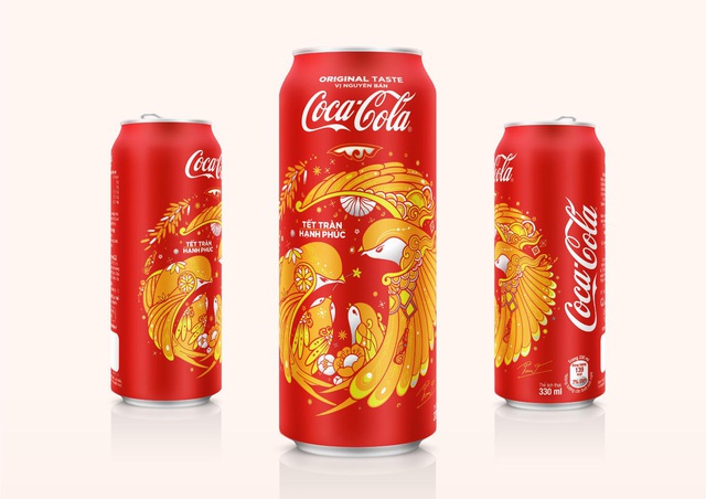 Mẫu thiết kế lon Coca-Cola Tết tràn hạnh phúc do Đạt Phan lên nét vẽ tay