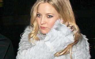 Kate Hudson giải thích lý do giấu chuyện bầu bí