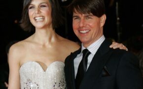 Katie Holmes thấy nghẹt thở vì bị chồng kiểm soát