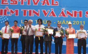 Hà Nội tuyên dương 10 gương sáng khiếm thị