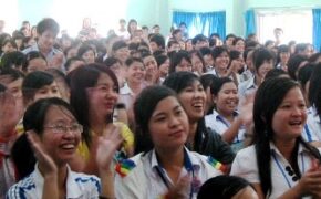 Làm sao phá vỡ rào cản ngăn cách giao tiếp?