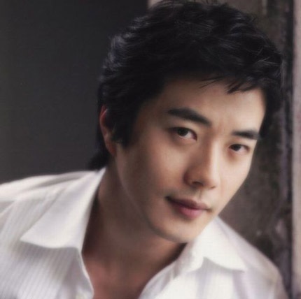 Là sao, Kwon Sang Woo bị phạt nặng hơn - 1