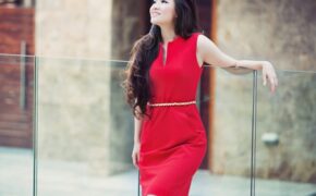 Đan Lê tái xuất với hình ảnh quyến rũ