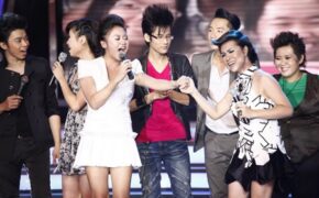 Phút đăng quang, Uyên Linh bật khóc hát “Cảm ơn tình yêu”