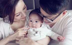 Lý Gia Hân lại khoe ảnh con trai cưng