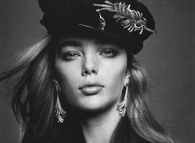 Vẻ cá tính của người mẫu 16 tuổi Lynn Amelie Rage