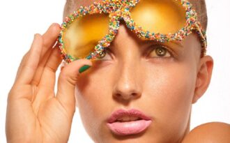 Những màu mới trong trang điểm, làm đẹp