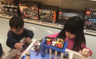 Mẹ Việt cuồng mua sắm thành người hà tiện ở thành phố đắt đỏ nhất thế giới